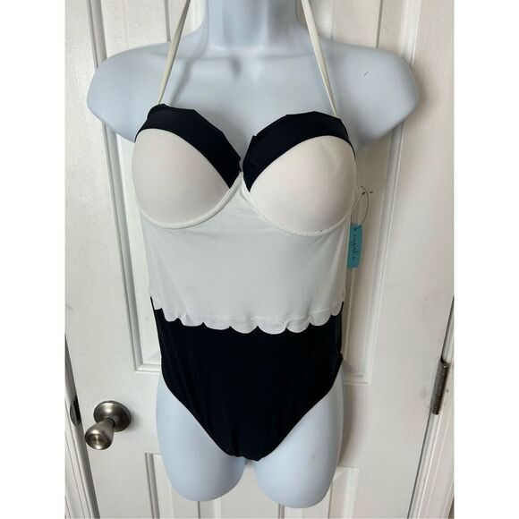 Cupshe black and white swim suit size small one piece - Picture 1 of 8